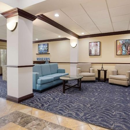 Best Western Coffeyville Central Business District Inn And Suites 외부 사진