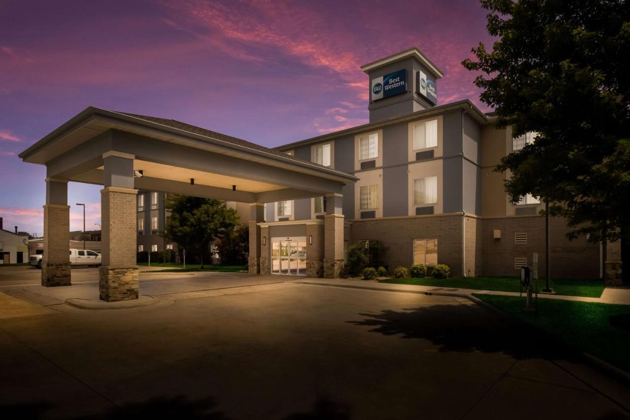 Best Western Coffeyville Central Business District Inn And Suites 외부 사진